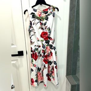 Suzy Shier floral dress